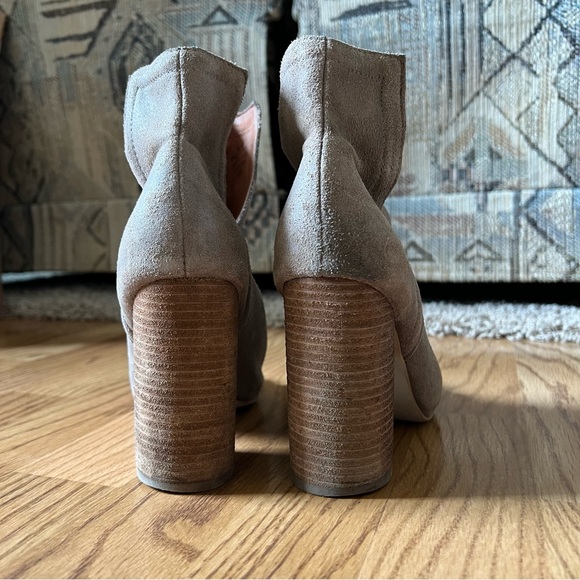 Jeffery Campbell | Oath Infinity Heel Peep Toe Bootie, Taupe, Size 8.5 - Picture 5 of 12